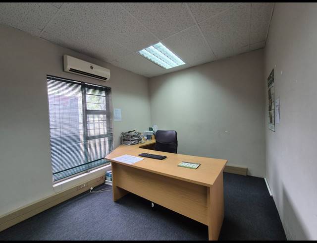 1,505M² BUSINESS TO LET IN VAALPARK
